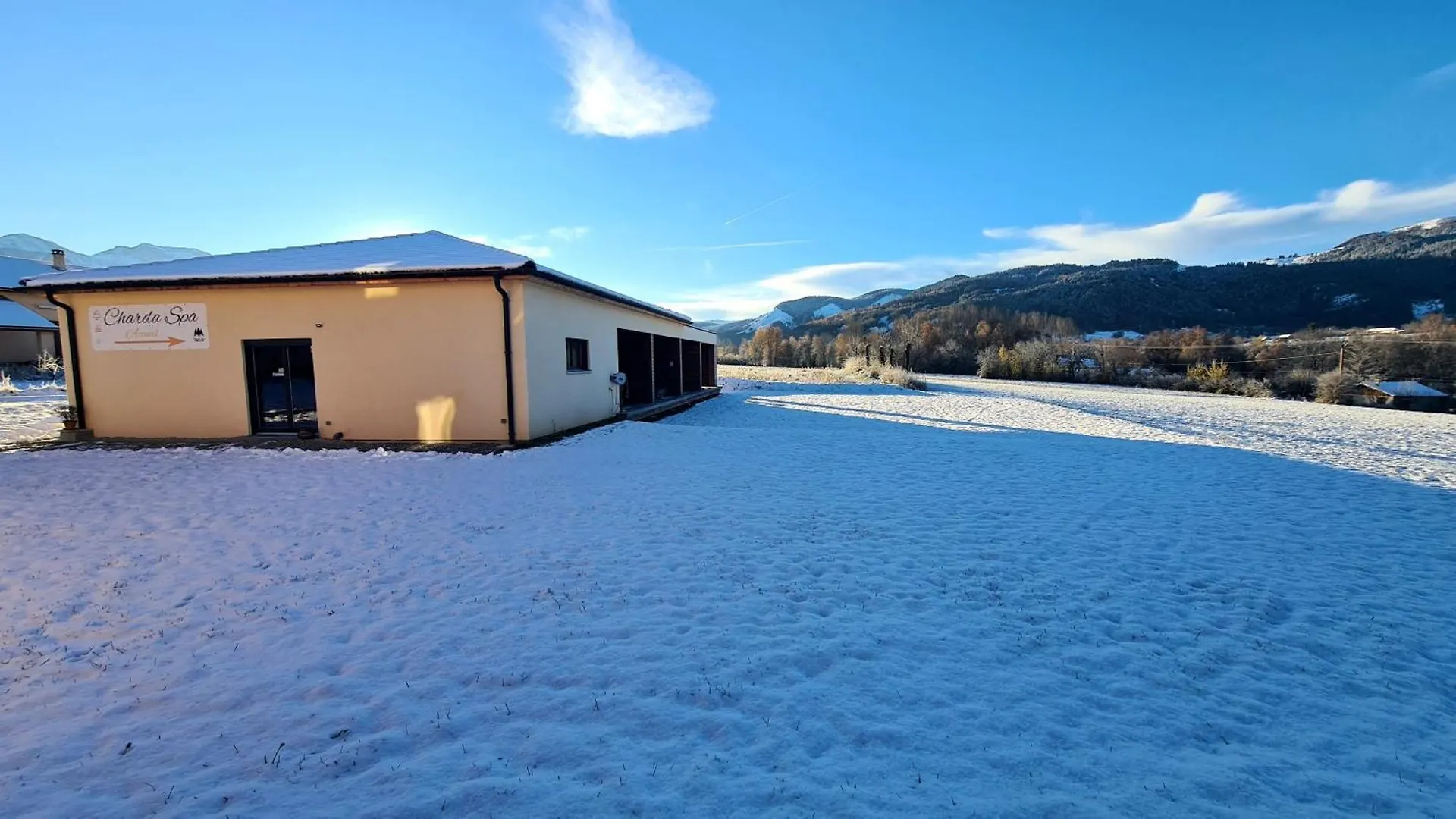 Charda Spa Seyne Bed & Breakfast